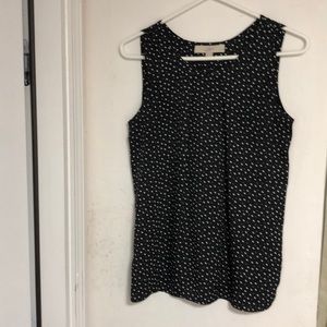 🌺Black and white sleeveless top